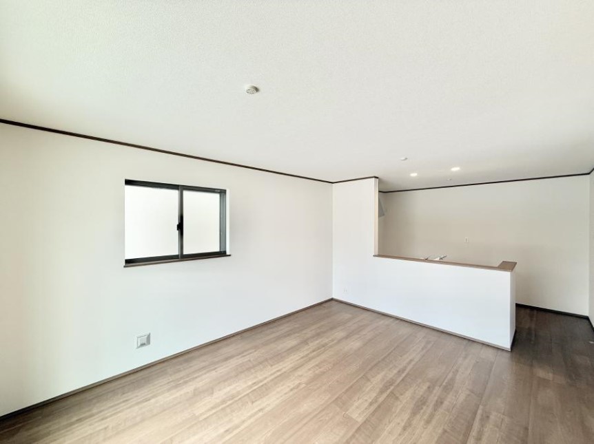 rO 났ƏΊ炪W܂AS܂郊rO