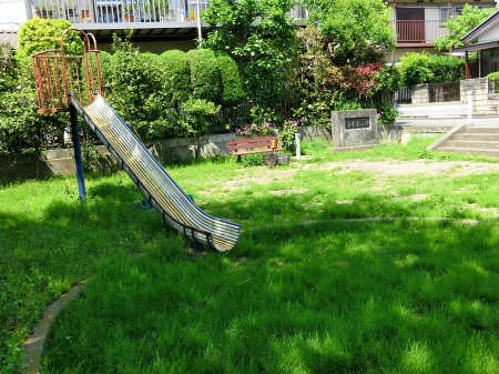 周辺環境 公園 100m 清水南公園
