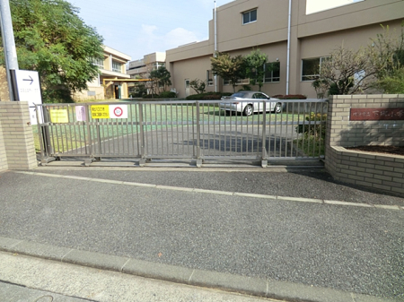 周辺環境 小学校 800m 横浜市立下郷小学校
