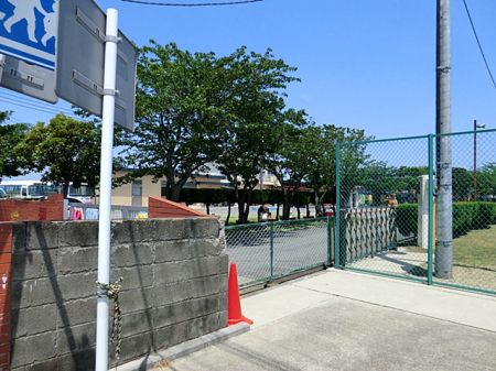 周辺環境 幼稚園・保育園 931m 岩戸幼稚園