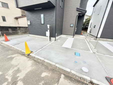  外観■自宅にある駐車スペースなので安心ですね