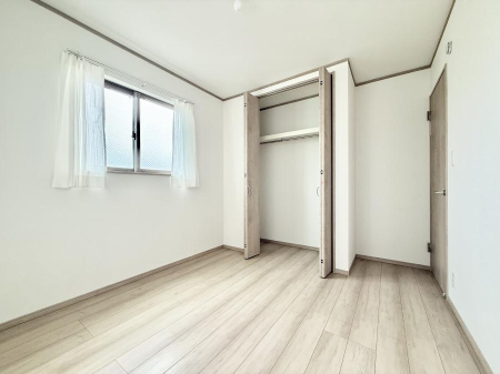 子供部屋 内装■プライベート空間として静かで落ち着いた環境を提供してくれます