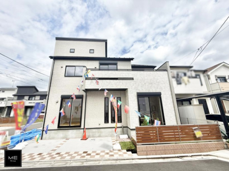 現地外観写真 外観■家族みんなが笑顔で過ごせる、安心感のある住まい