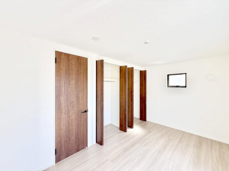 ̑ F̂ŉ₩ȎԂy߂܂