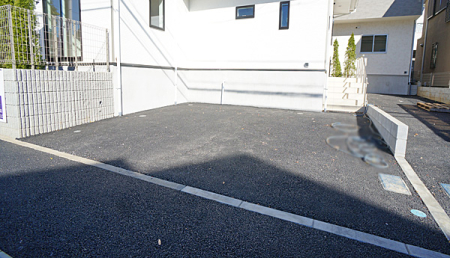  外観■自宅にある駐車スペースなので安心ですね