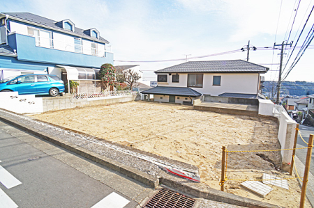 現地外観写真 外観■家族みんなが笑顔で過ごせる、安心感のある住まい