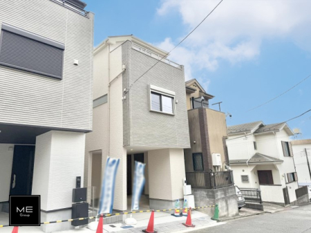 現地外観写真 外観■暮らしを彩る充実した設備仕様が備わった住まい