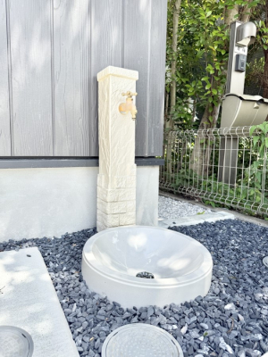 周辺環境 中学校 240m 岡津中学校