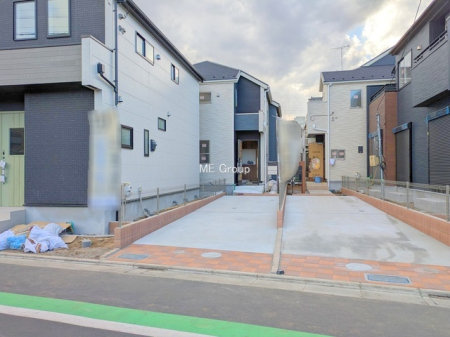 現地外観写真 外観■家族みんなが笑顔で過ごせる、安心感のある住まい