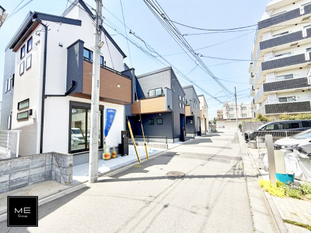 現地外観写真 外観■家族みんなが笑顔で過ごせる、安心感のある住まい