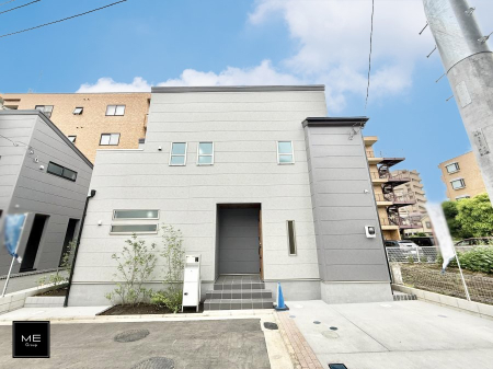 現地外観写真 外観■家族みんなが笑顔で過ごせる、安心感のある住まい