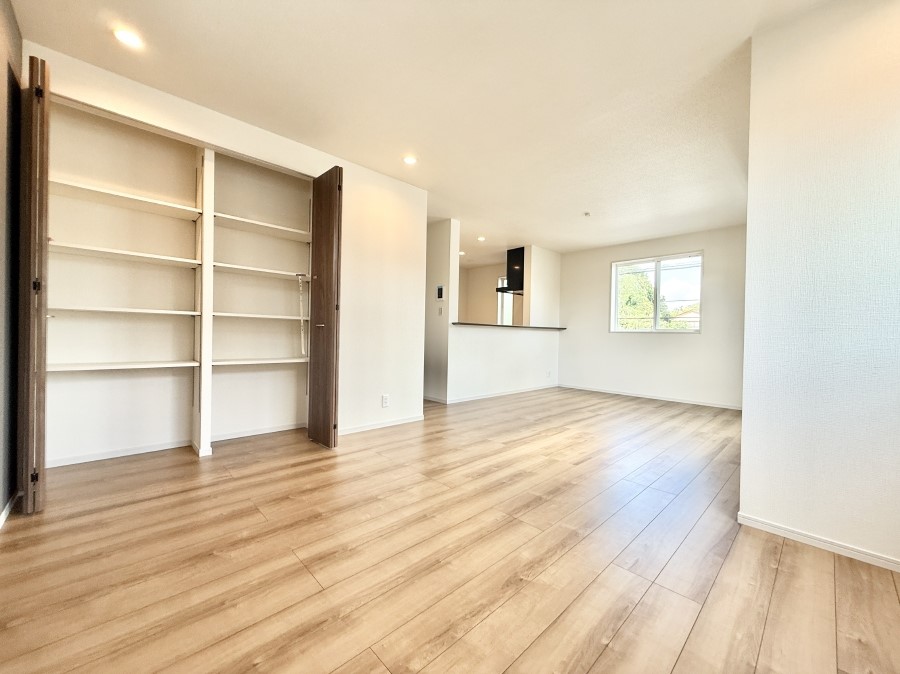 rO 났ƏΊ炪W܂AS܂郊rO