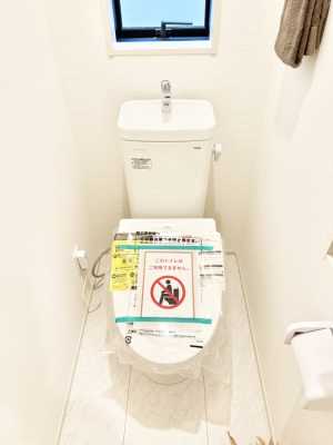 トイレ 内装■毎日使う場所だからこそ、清潔感溢れる空間