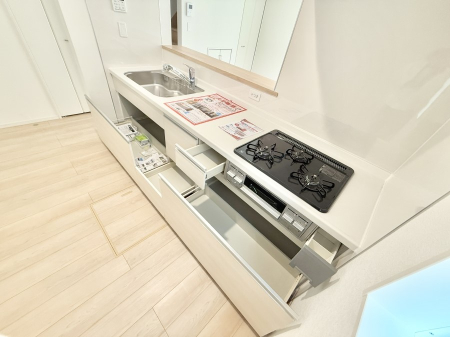キッチン 内装■アイデア広がる、クリエイティブな料理空間