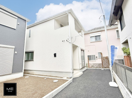 現地外観写真 外観■家族みんなが笑顔で過ごせる、安心感のある住まい