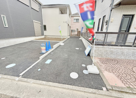  外観■毎日の駐車が快適に