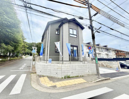 現地外観写真 外観■この道を歩けば、毎日が少し特別になる