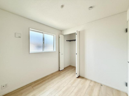 子供部屋 内装■仕事や勉強のスペースに使うことで、集中しやすく静かな環境が整います