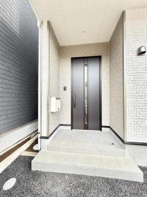 玄関 外観■ 帰るたびにホッとする、安心感のある佇まい