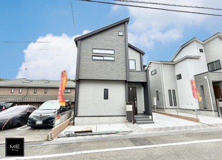 現地外観写真 外観■暮らしを彩る充実した設備仕様が備わった住まい