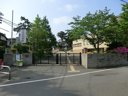 周辺環境 幼稚園・保育園 1900m 恵泉幼稚園