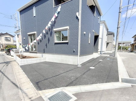  外観■快適な駐車スペースで安心