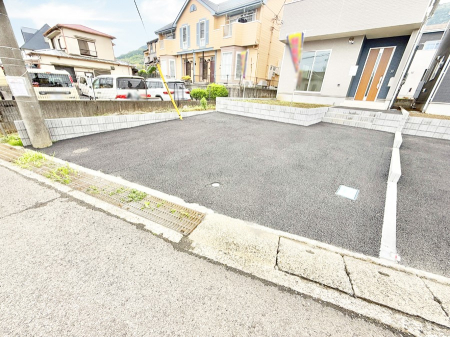  外観■自宅にカースペースがあると助かります