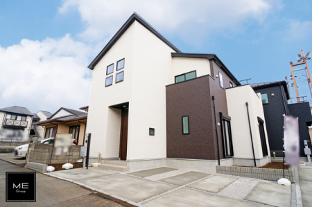現地外観写真 外観■家族みんなが笑顔で過ごせる、安心感のある住まい