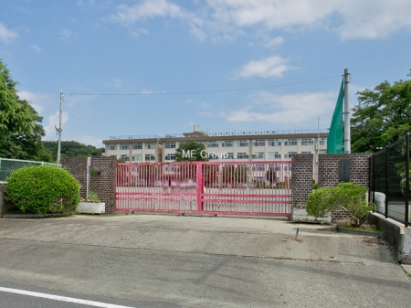 周辺環境 小学校 954m 八王子市立上壱分方小学校