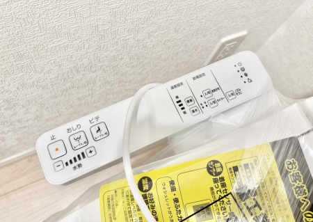その他内観 設備■温水洗浄で快適、清潔感が保たれるシャワートイレ