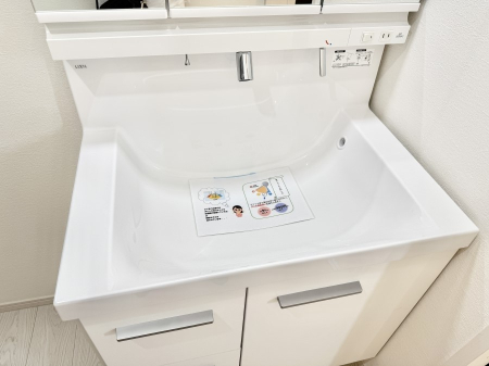 その他内観 設備■細かい部分まで洗いやすく便利なハンドシャワー付き