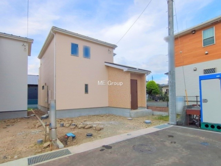 現地外観写真 外観■家族みんなが笑顔で過ごせる、安心感のある住まい