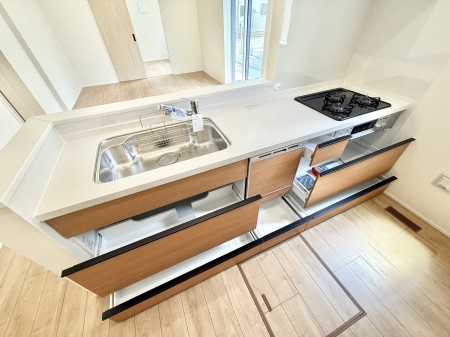 キッチン 内装■シンプルで機能的、毎日使いやすいキッチン