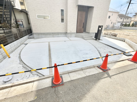 外観■自宅にある駐車スペースなので安心ですね