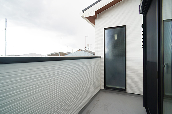 �o���R�j�[ ������ ���̃R�[�q�[���̐�����y���ށA�����̏ꏊ