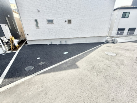  外観■快適な駐車スペースで安心