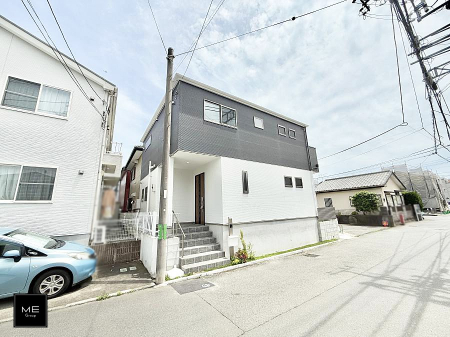 現地外観写真 外観■暮らしを彩る充実した設備仕様が備わった住まい
