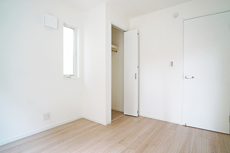 その他内観 内装■落ち着いた色合いのお部屋で穏やかな時間を楽しめます