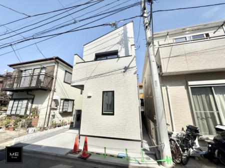現地外観写真 外観■暮らしを彩る充実した設備仕様が備わった住まい