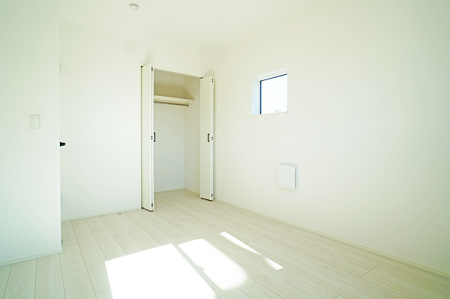 子供部屋 内装■プライベート空間として静かで落ち着いた環境を提供してくれます