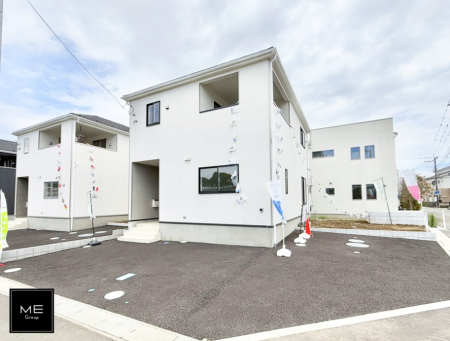 現地外観写真 外観■暮らしを豊かにする充実した仕様設備で快適に