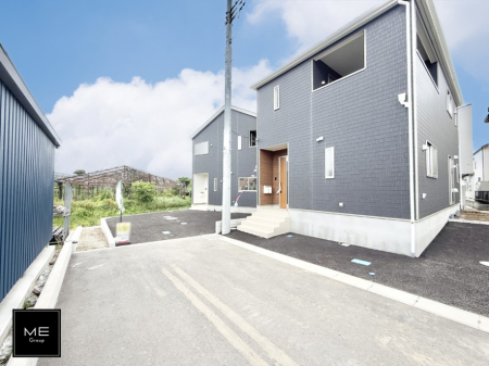 現地外観写真 外観■暮らしを彩る充実した設備仕様が備わった住まい
