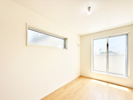 その他内観 内装■落ち着いた色合いのお部屋で穏やかな時間を楽しめます