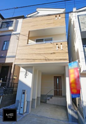 現地外観写真 外観■家族みんなが笑顔で過ごせる、安心感のある住まい