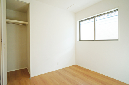 子供部屋 内装■仕事や勉強のスペースに使うことで、集中しやすく静かな環境が整います