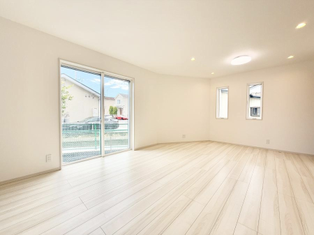 rO 났ƏΊ炪W܂AS܂郊rO