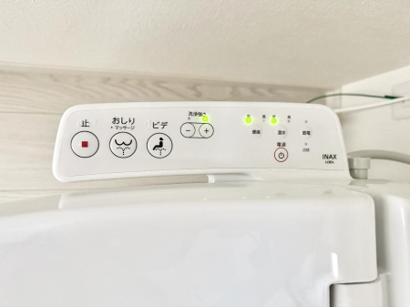 その他内観 設備■温水洗浄で快適、清潔感が保たれるシャワートイレ