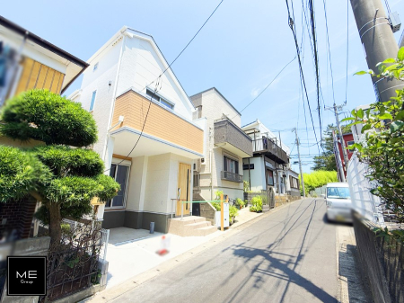 現地外観写真 外観■家族みんなが笑顔で過ごせる、安心感のある住まい