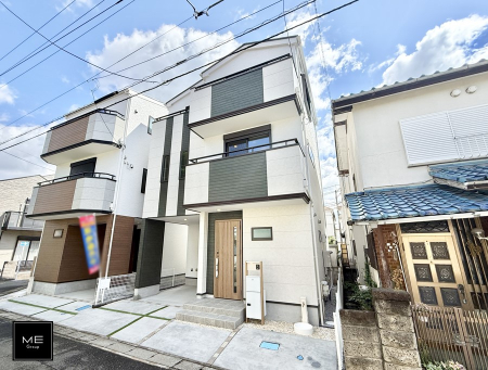 現地外観写真 外観■家族みんなが笑顔で過ごせる、安心感のある住まい