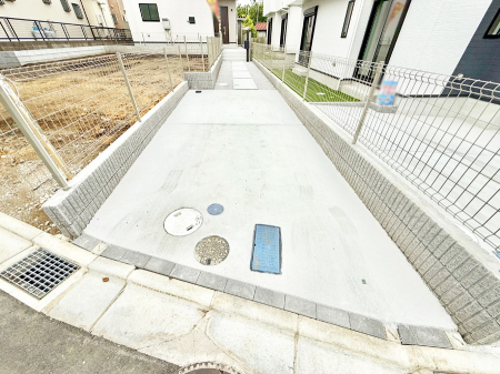  外観■毎日の駐車が快適に